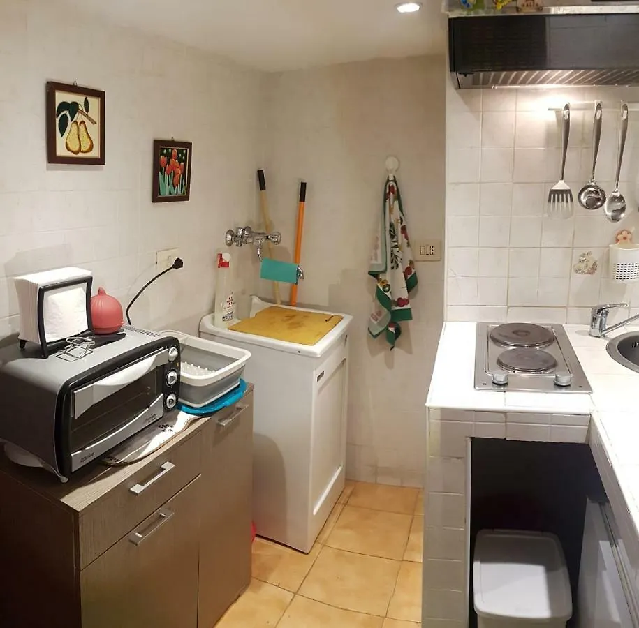 Giovanni S Little House Katania Apartament